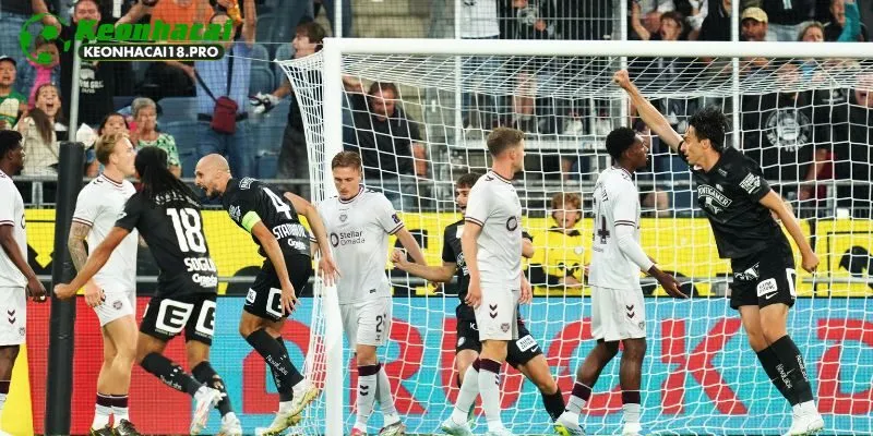 Đi nhanh đánh giá phong độ của Hearts vs Sturm Graz